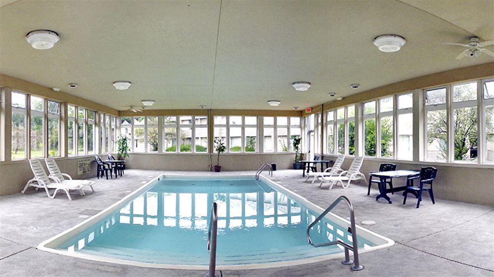 Days Inn By Wyndham Albion Exterior photo
